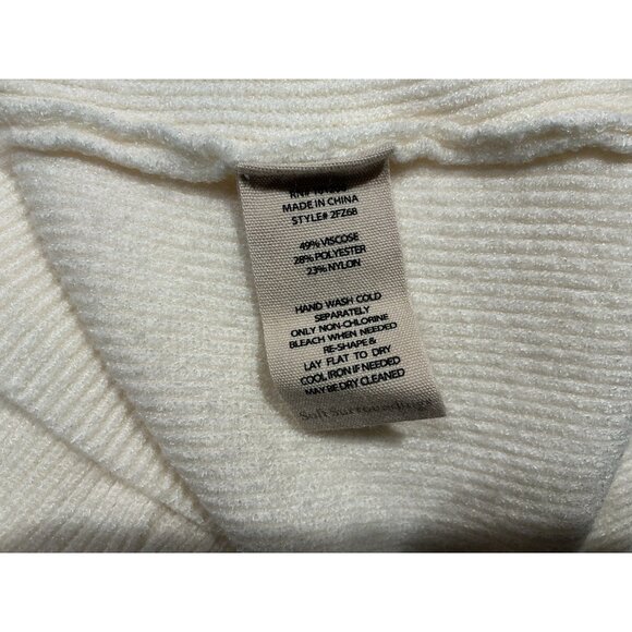 Soft Surroundings Sweater Medium Winter White Long Sleeve VNeck - Picture 6 of 7